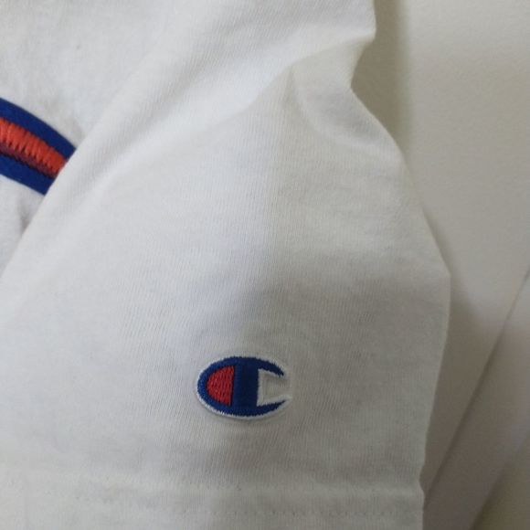 Men's Champion T-Shirt Size Small - Picture 5 of 6